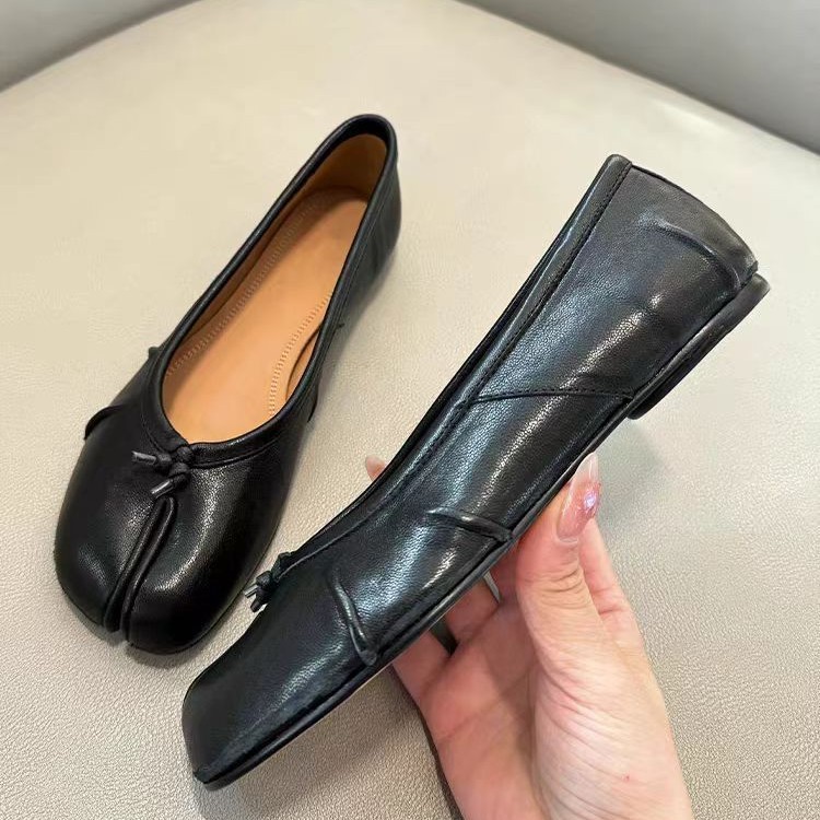 Vintage Fashion Aesthetic - Fashion Split Toe Flat Hoof Mary