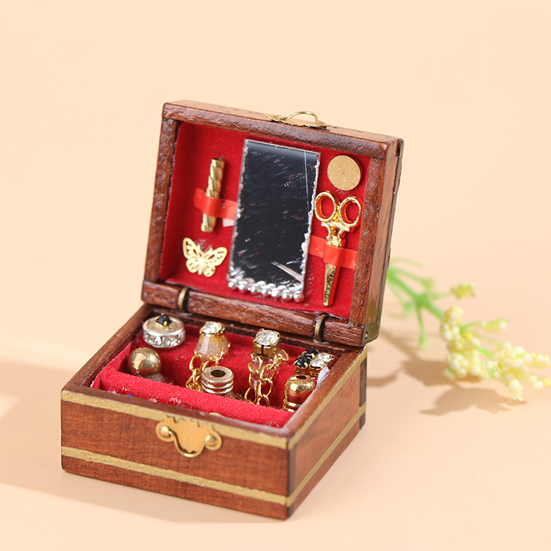 Vintage Fashion Dolls - 1:12 Dollhouse Miniature Accessories Mini Wooden