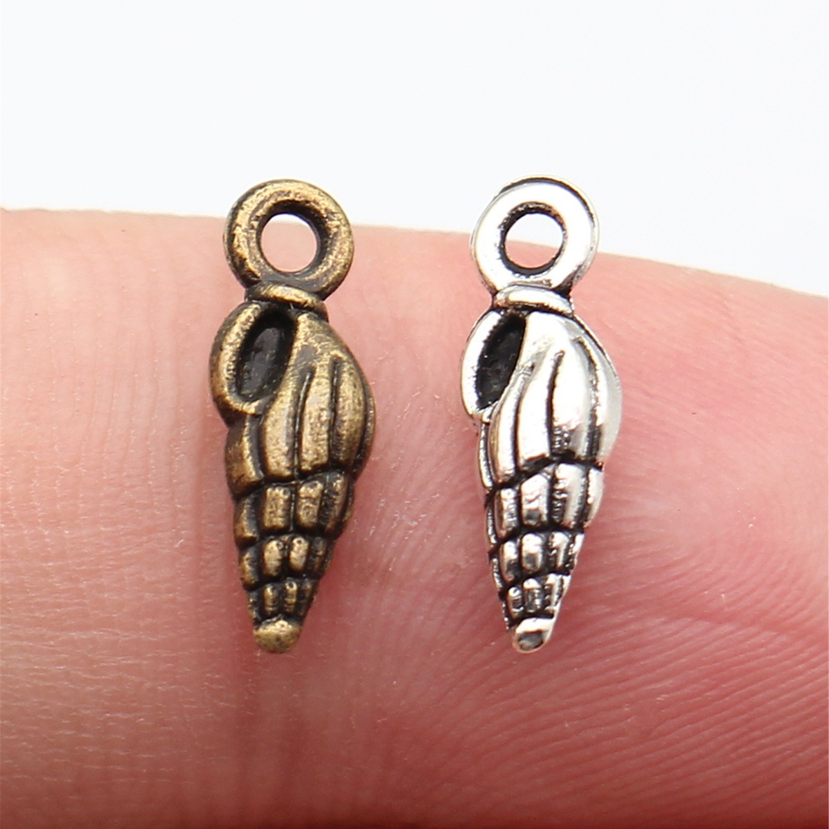 WYSIWYG 20pcs 5x14mm 2 Colors  - Vintage Fashion Tumblr ulasan dan harga