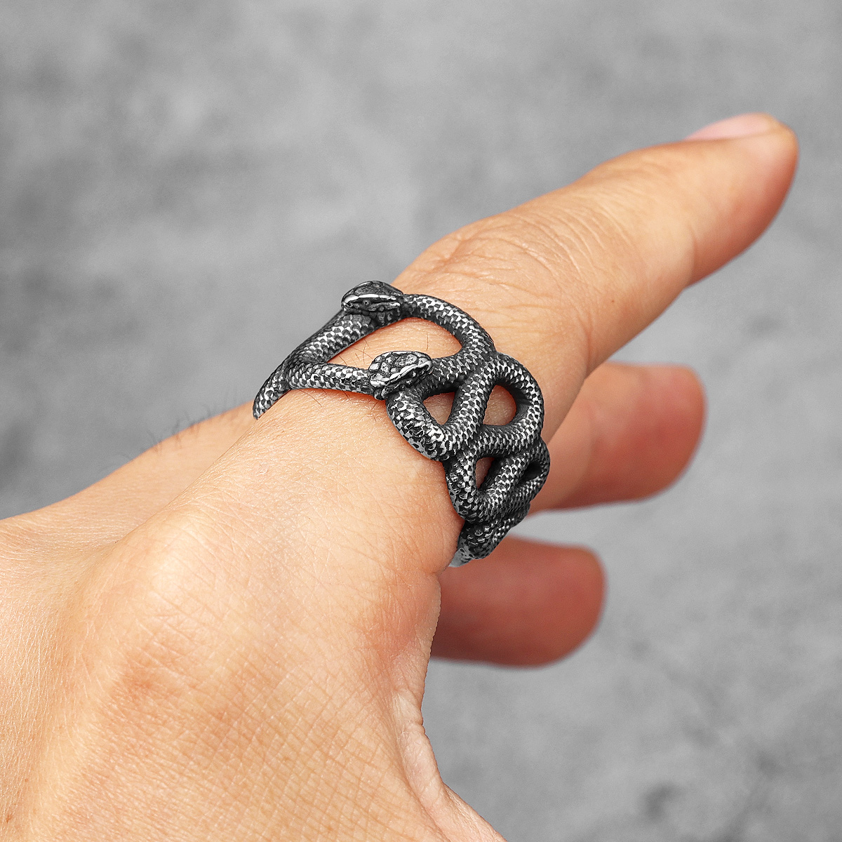 Double Snake Animal Men Rings  - Vintage Fashion Stuff ulasan dan harga