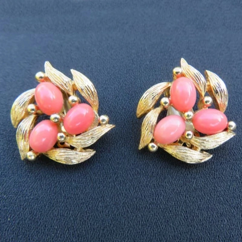 Vintage Inlay Pink Stone Flowe - Vintage Fashion Vogue ulasan dan harga